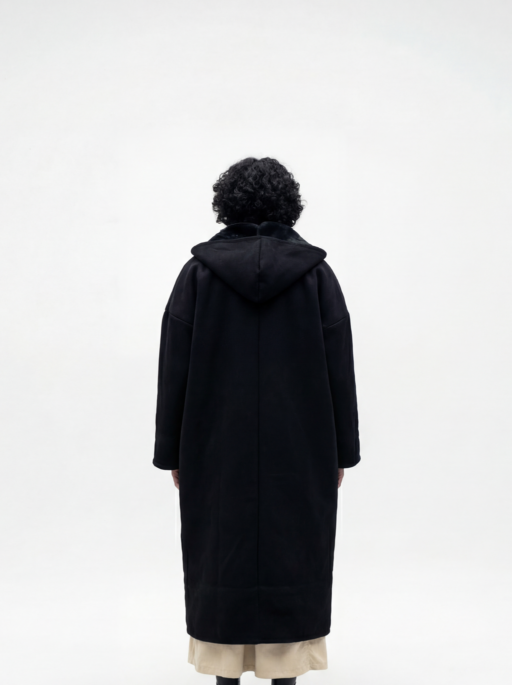 Khalil Farwa – Onyx Men’s Traditional Farwa Overcoat