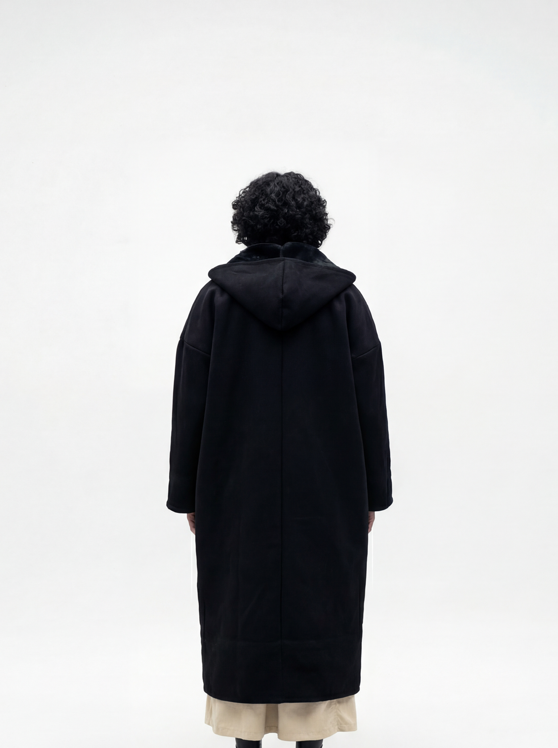 Khalil Farwa – Onyx Men’s Traditional Farwa Overcoat