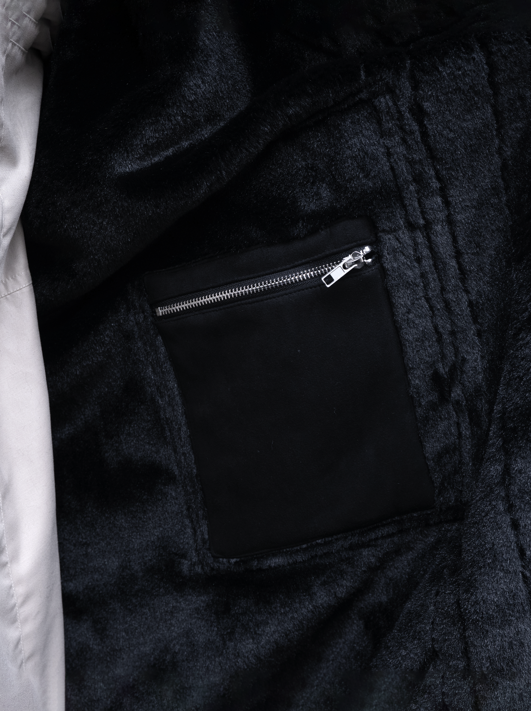 Khalil Farwa – Onyx Men’s Traditional Farwa Overcoat