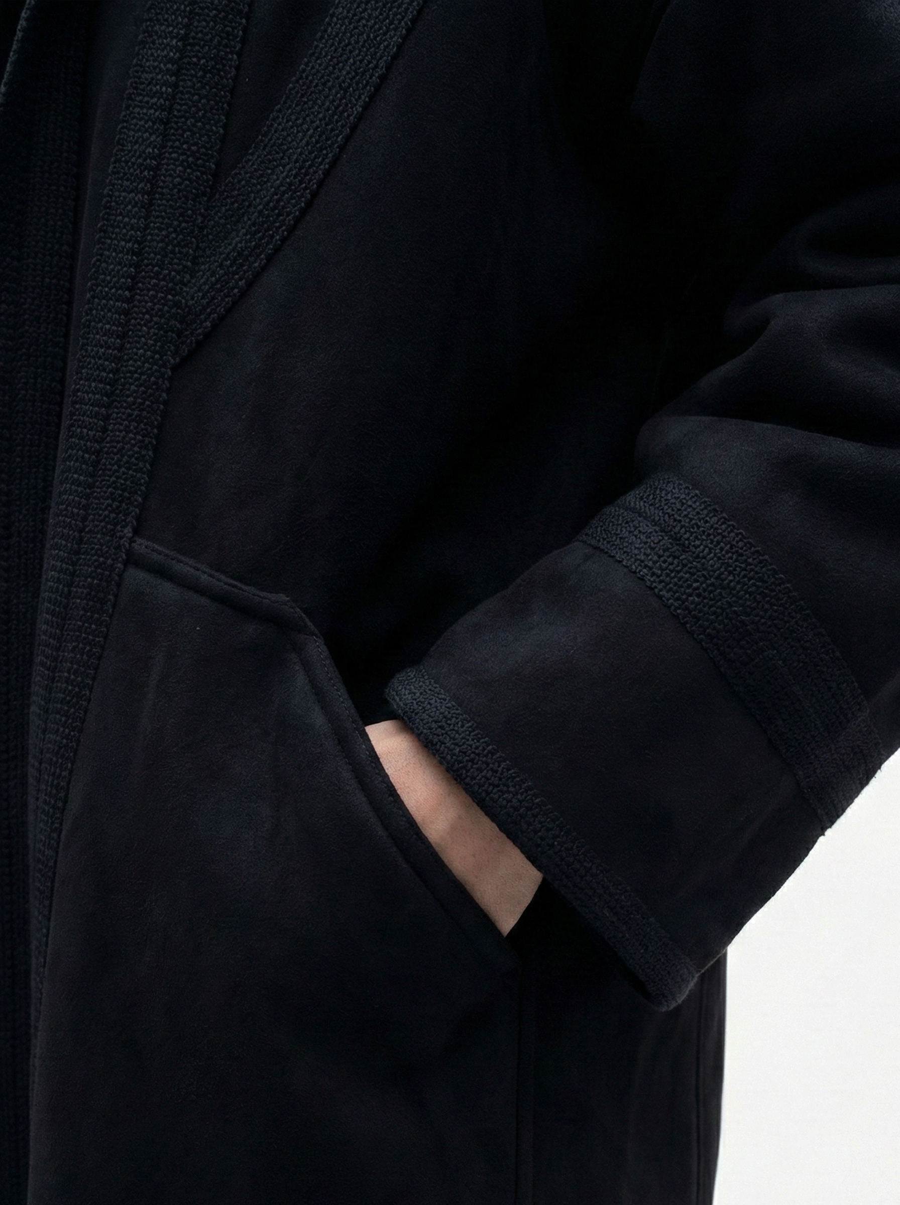 Khalil Farwa – Onyx Men’s Traditional Farwa Overcoat